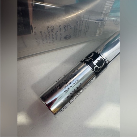 Dior Black and Silver Lash-Curling Mascara - Picture 6 of 6